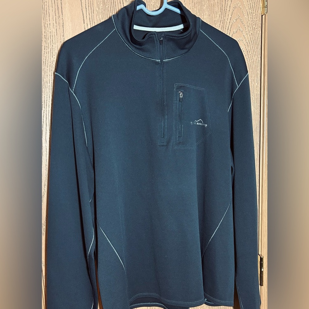 Eddie Bauer sport men’s active fit pullover in XL